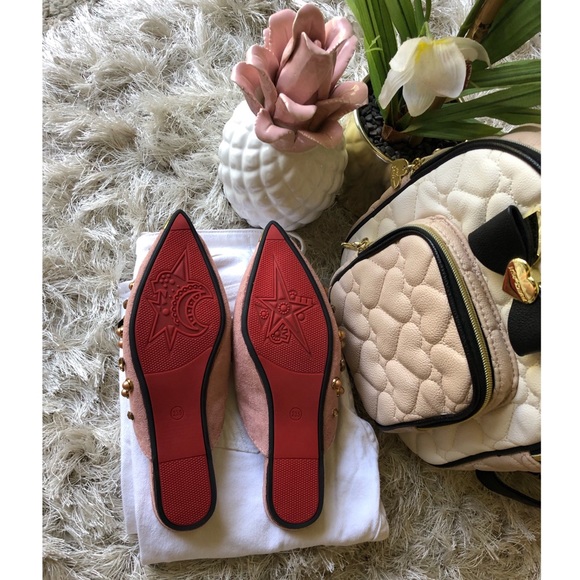 NEW ‘Bee Mine’ Mules - Picture 6 of 7